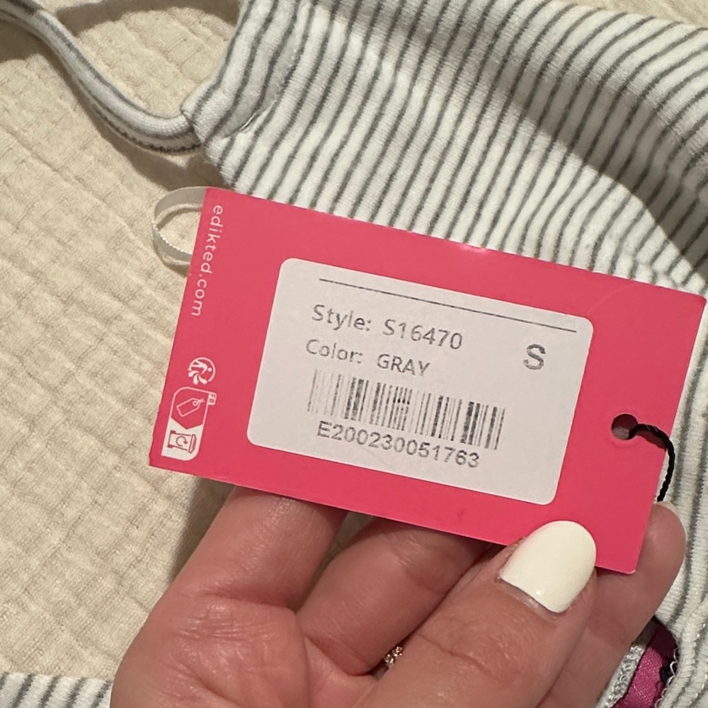 NWOT Pacsun Edikted Halter Top - Picture 5 of 5